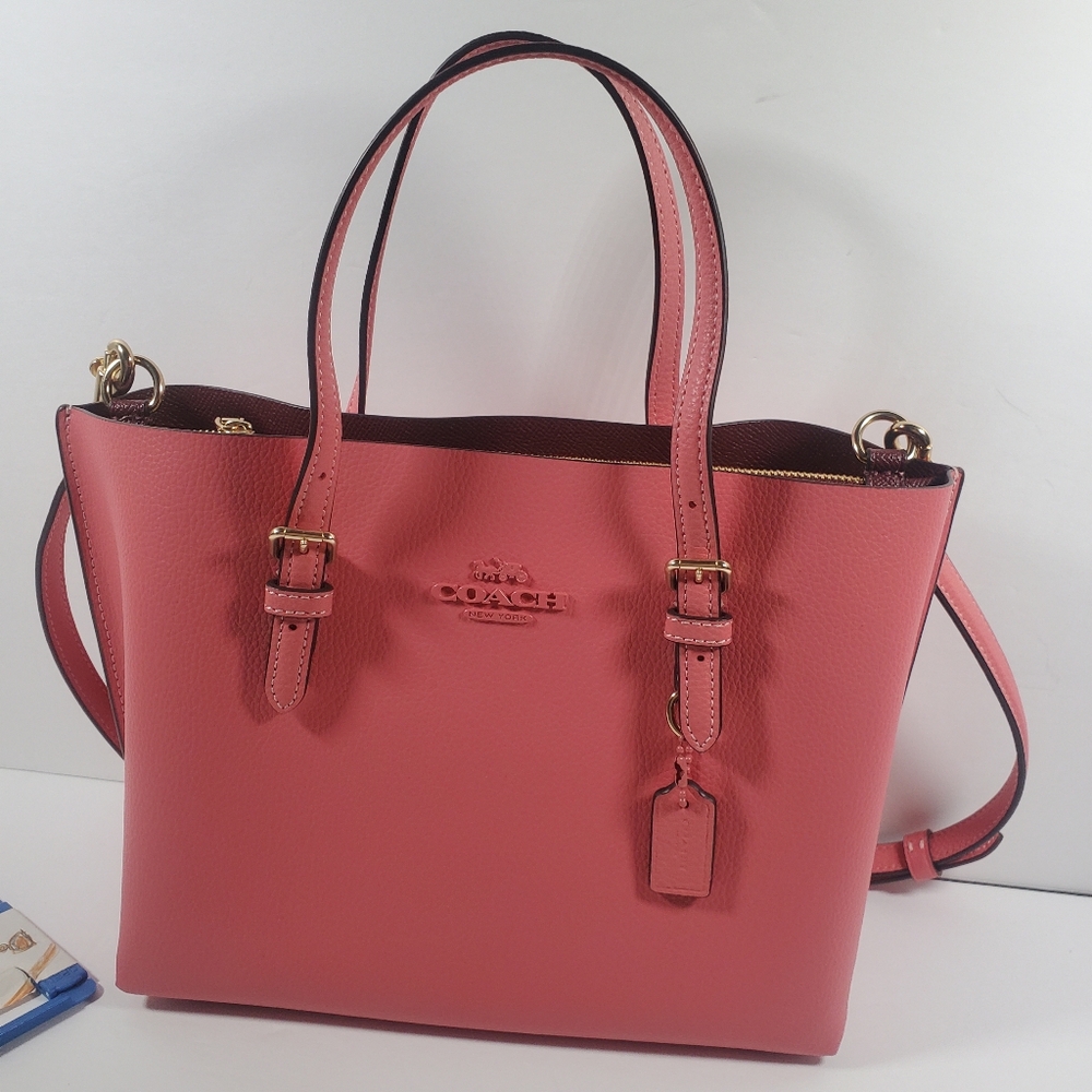 NWT Coach Mollie Tote 25